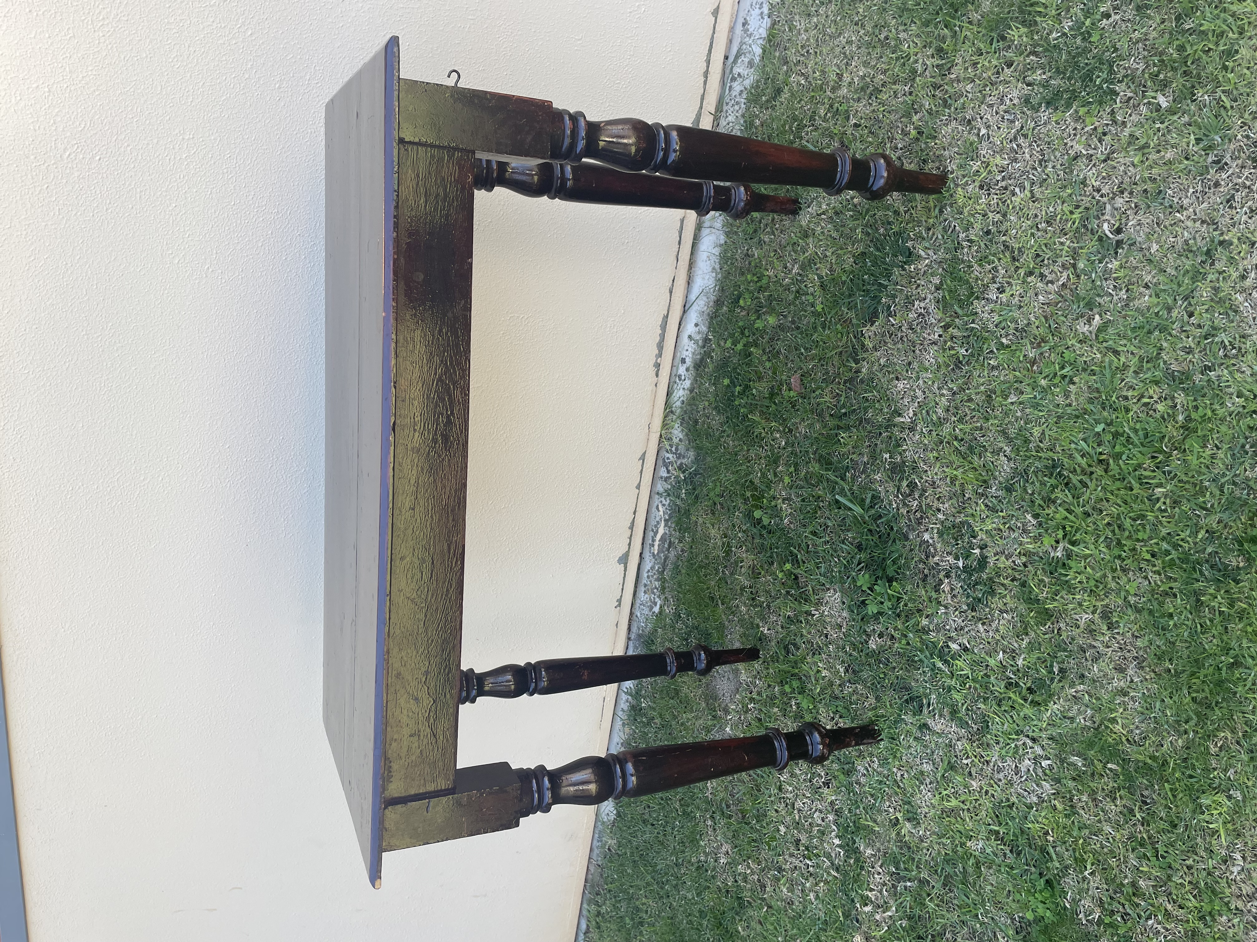 Image of Vinage small signture table